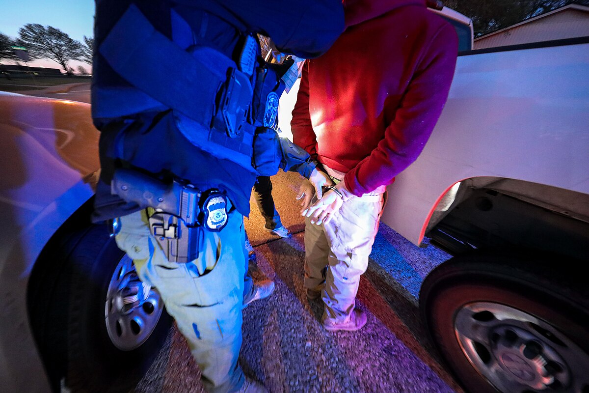 DEPORTAÇÃO, OPACIDADE E PODER: O APAGÃO DE DADOS MIGRATÓRIOS SOB A ADMINISTRAÇÃO TRUMP (2025)